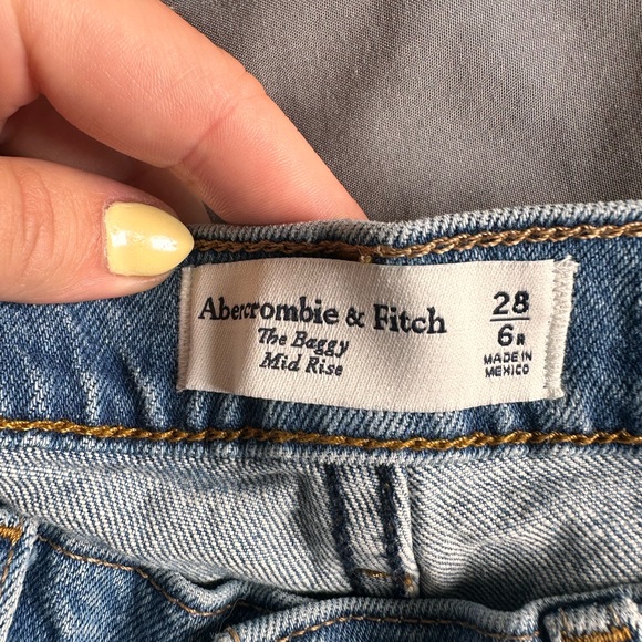abercrombie & fitch the baggy mid rise jeans - Picture 3 of 3